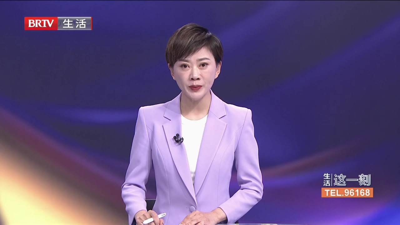 一人饰演两个角色怎么拍_一人饰演几个角色_一人饰演十几个角色